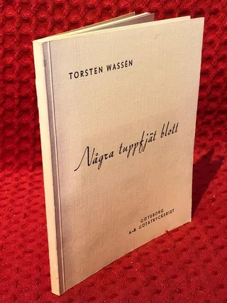 Några tuppfjät blott: Vandringsvisor och stämningsbilder av Torsten Wassén - omslag