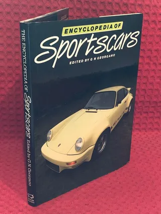 Encyclopedia of sportscars av G. N. Georgano - omslag