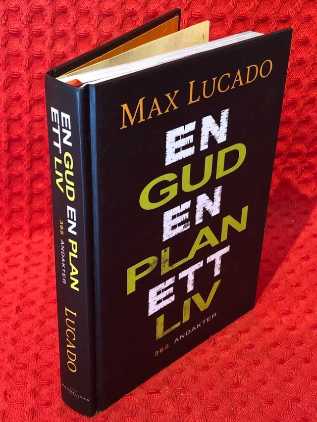 En Gud, En plan, Ett liv av Max Lucado - omslag