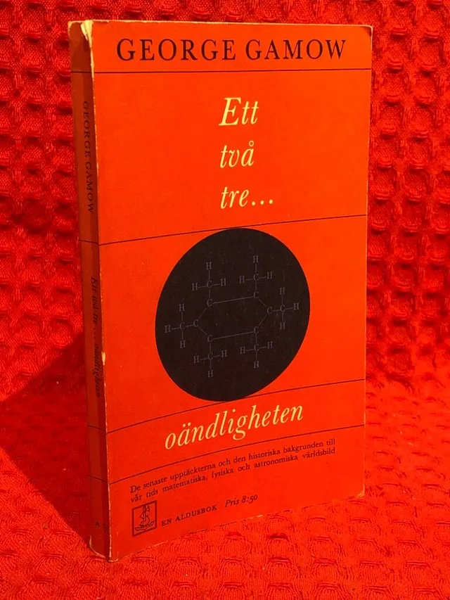 Ett två tre… oändligheten av George Gamow - omslag