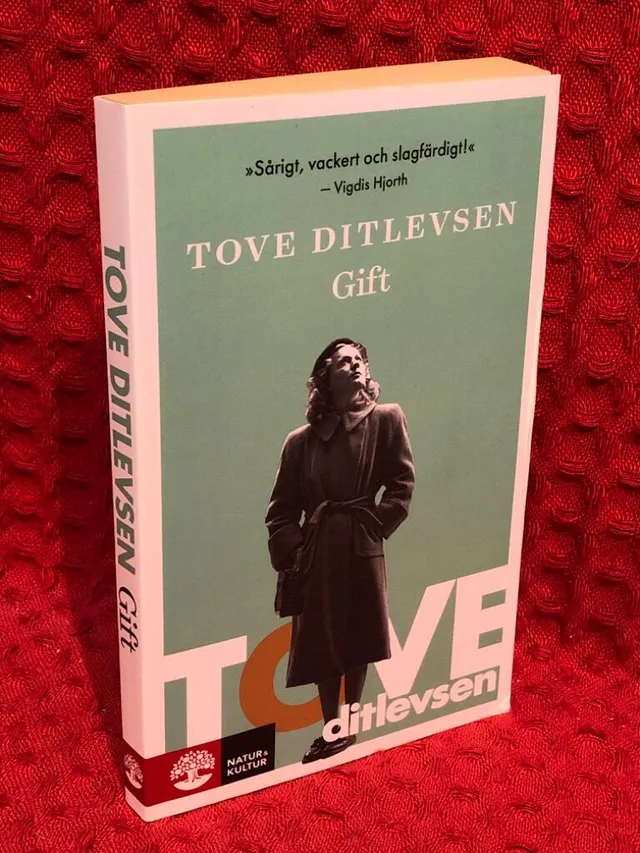Gift av Tove Ditlevsen - omslag