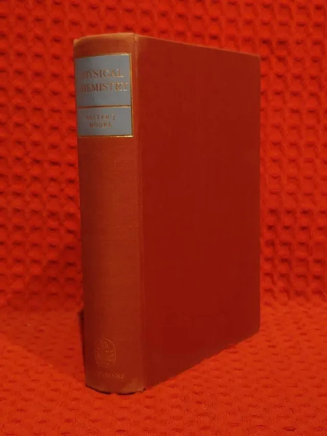Physical Chemistry av Walter J Moore - omslag