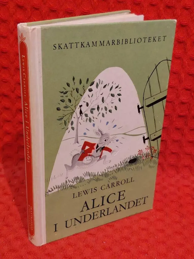 Alice i underlandet av Lewis Carroll - omslag
