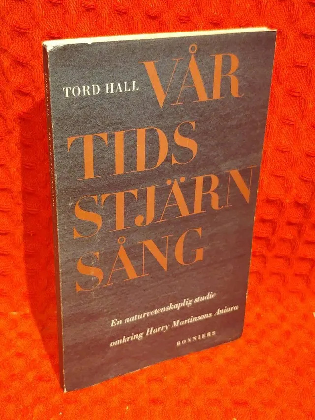 Vår tids stjärnsång av Tord Hall - omslag