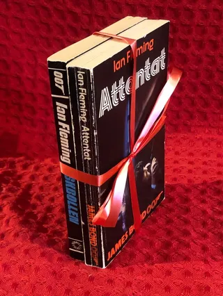 Bokpaket: 2 böcker av Ian Fleming av Ian Fleming - omslag