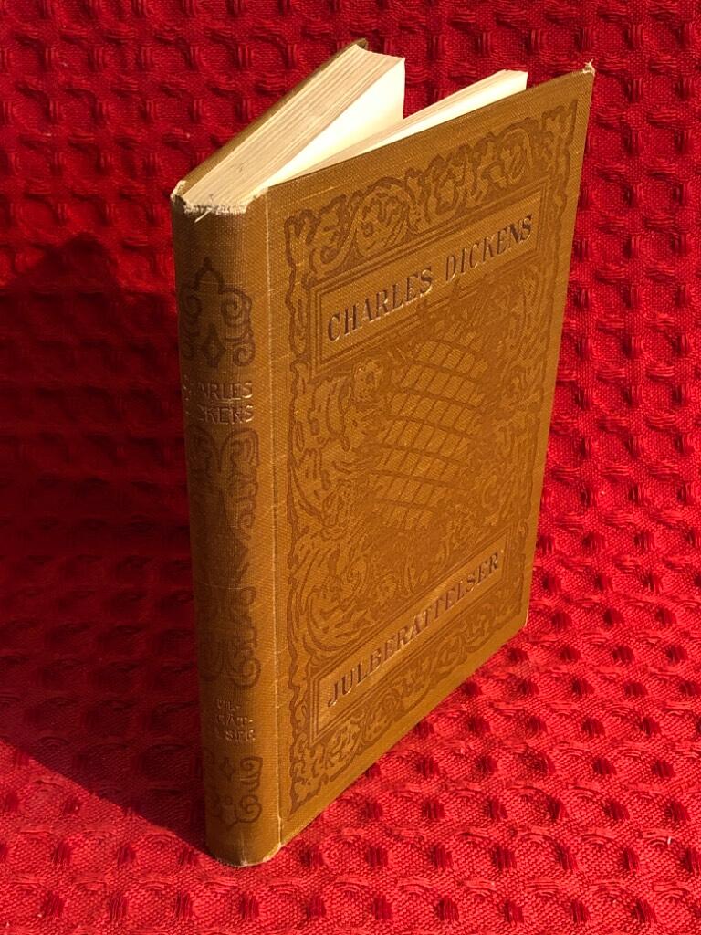 Julberättelser av Charles Dickens - omslag
