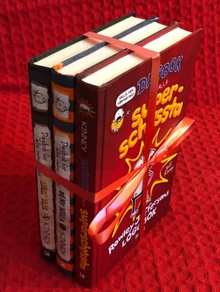 Bokpaket: 3 st av Jeff Kinney av Jeff Kinney - omslag