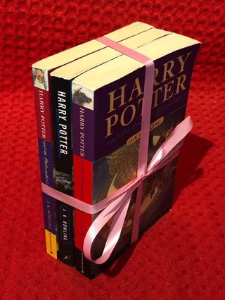 Bokpaket: 3 st Harry Potter böcker av J. K. Rowling - omslag