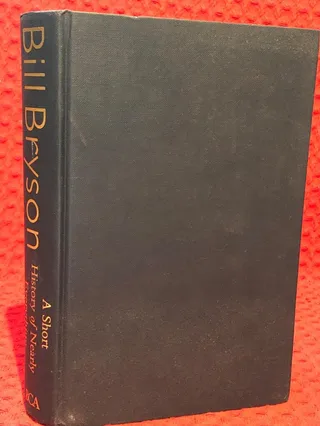 A Short History of Nearly Everything av Bill Bryson - omslag