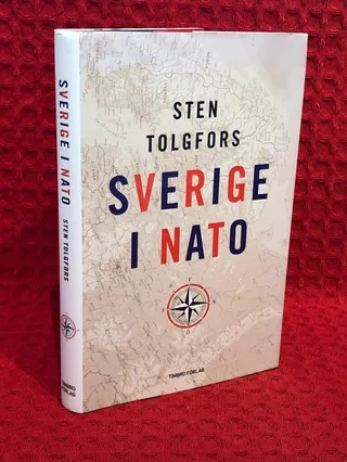 Sverige i Nato av Sten Tolgfors - omslag
