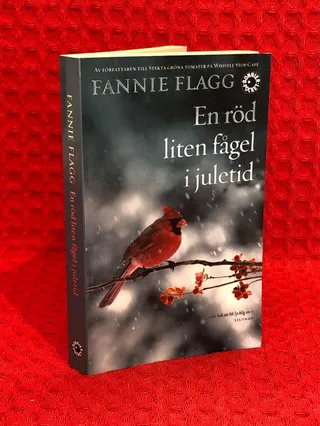 En röd liten fågel i juletid av Fannie Flagg - omslag