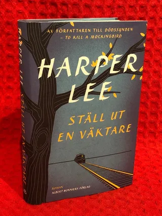 Ställ ut en väktare av Harper Lee - omslag