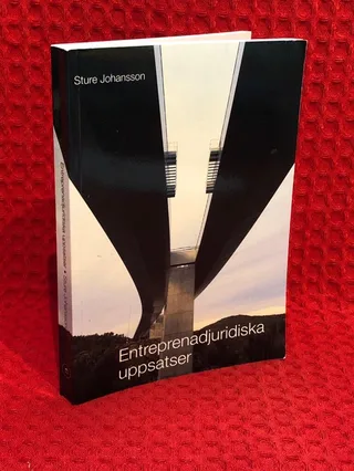 Entreprenadjuridiska uppsatser : samt Prippsdomen och Käppaladomen av Sture Johansson - omslag
