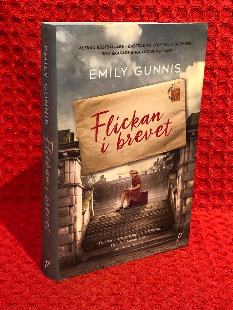 Flickan i brevet av Emily Gunnis - omslag