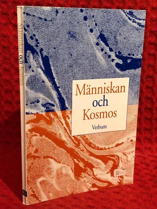 Människan och kosmos : världsbild och människosyn i Första Moseboken av Maria Bergom-Larsson - omslag