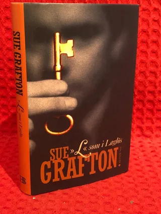 "L" som i laglös av Sue Grafton - omslag