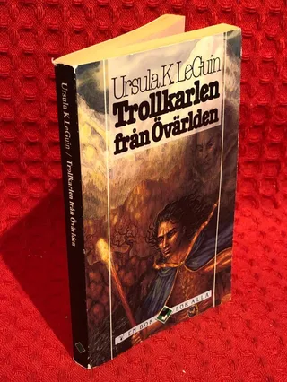 Trollkarlen från Övärlden av Ursula K. Le Guin - omslag