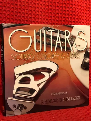Guitars - sounds, chrome & stars av Graham Kempster - omslag