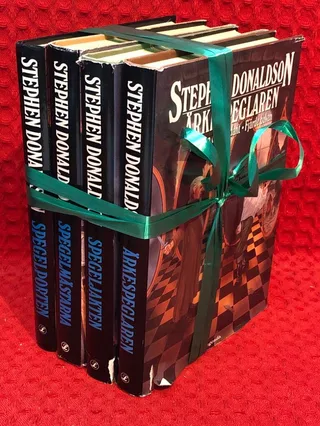 Bokpaket: kampen om Mordant 1, 2, 3, 4 av Stephen Donaldson - omslag