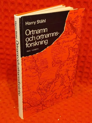 Ortnamn och ortnamnsforskning av Harry Ståhl - omslag