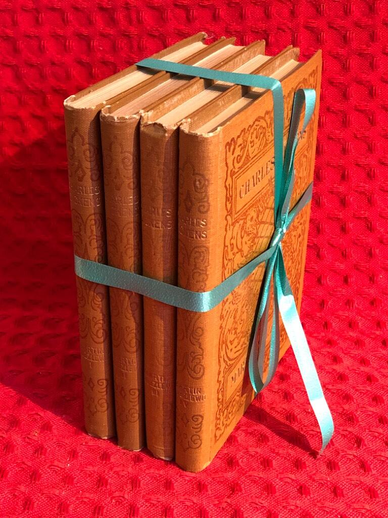 Bokpaket: Martin Chuzzlewit del I-IV (1-4) av Charles Dickens av Charles Dickens - omslag