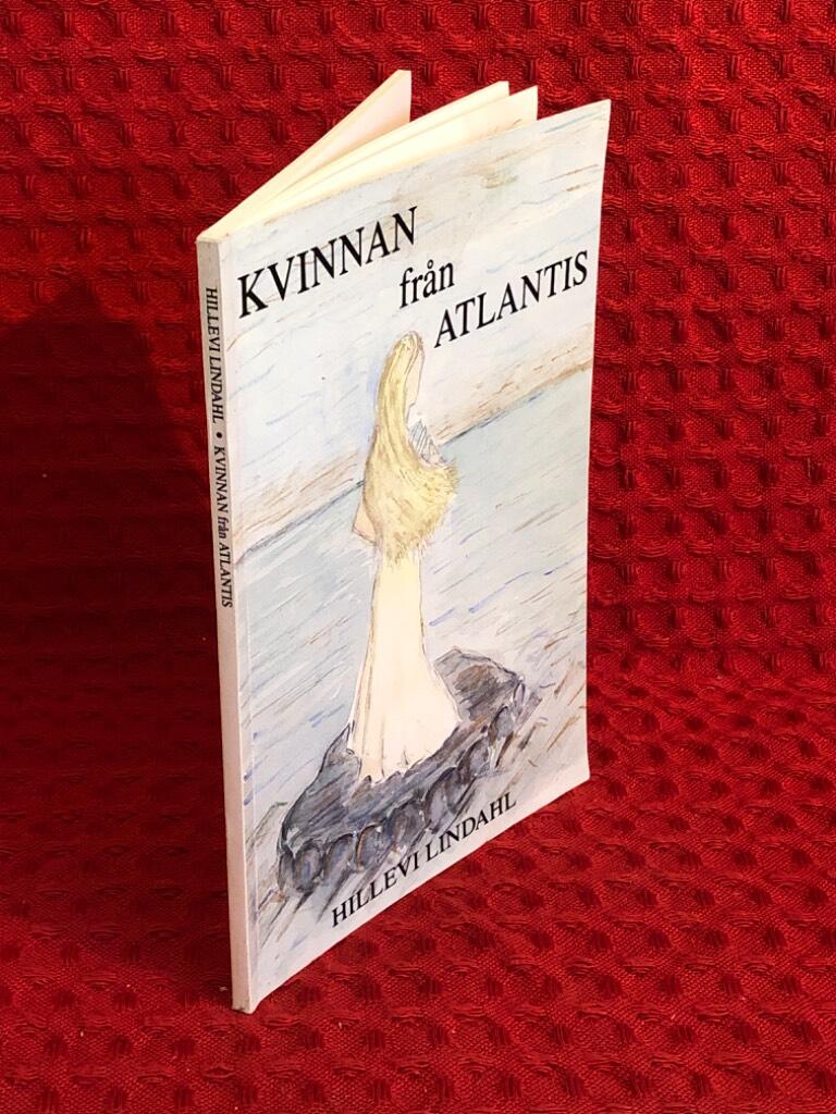 Kvinnan från Atlantis av Hillevi Lindahl - omslag