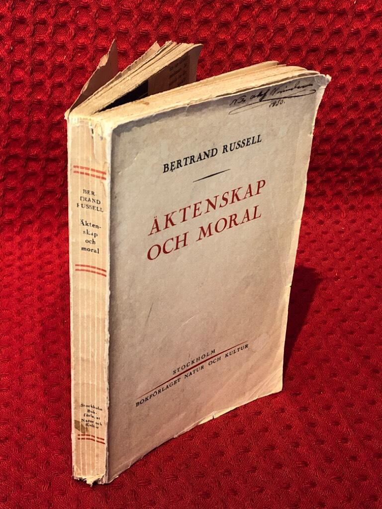 Äktenskap och moral av Bertrand Russell - omslag