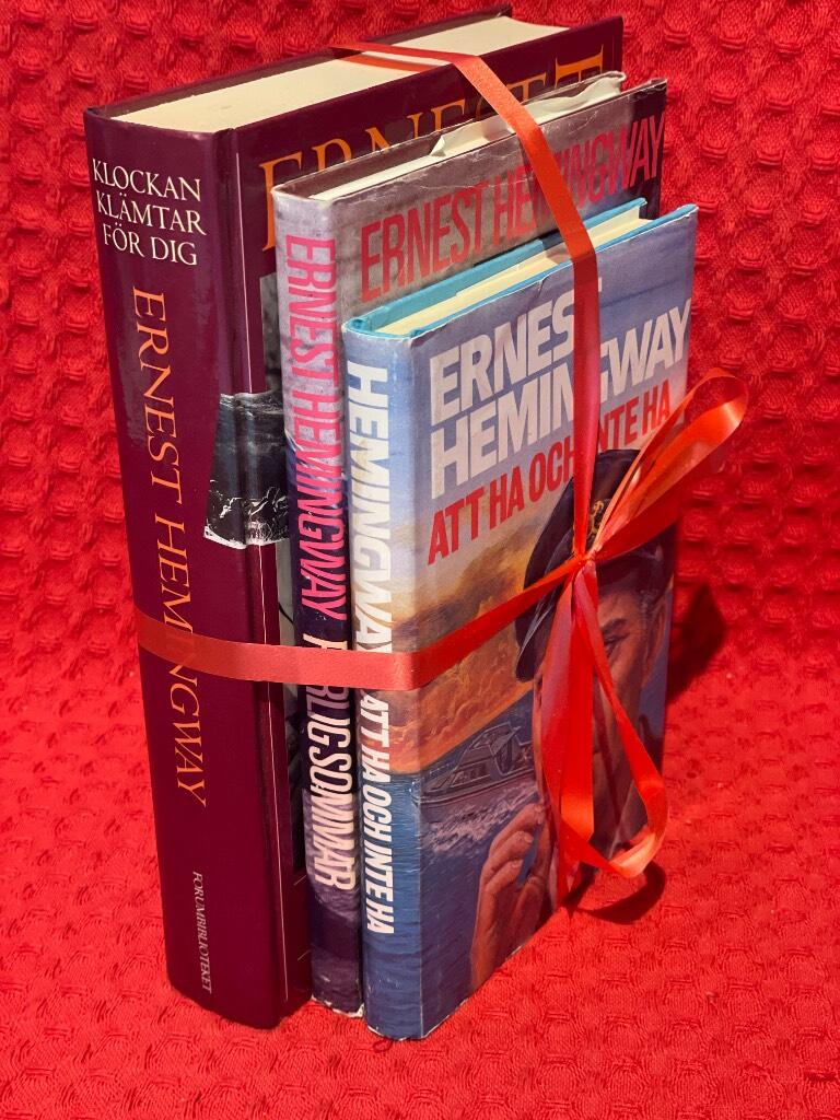 Bokpaket: 3 av Nobelpristagaren Ernest Hemingway av Ernest Hemingway - omslag