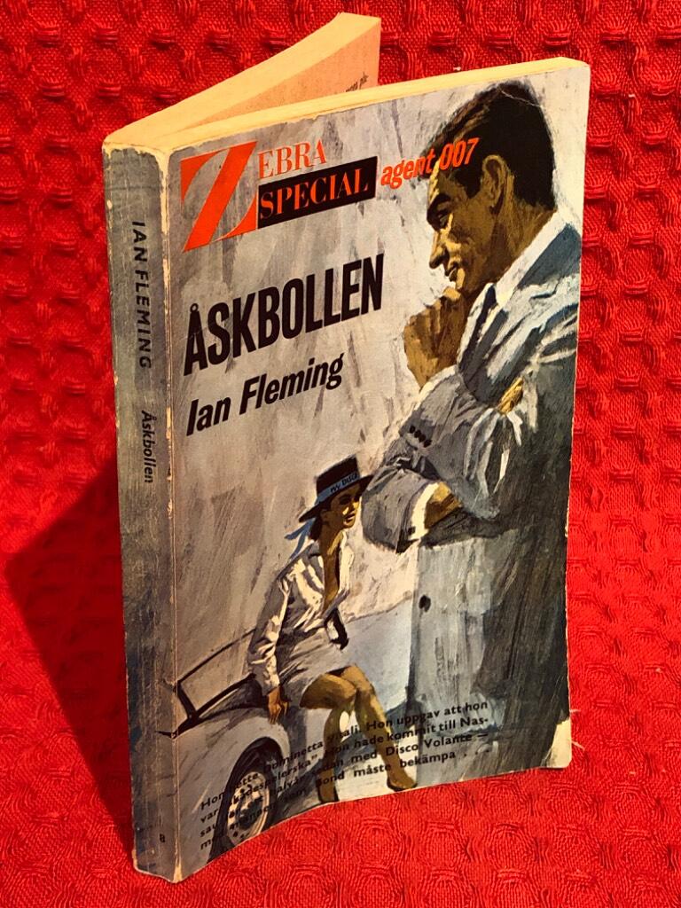 Åskbollen av Ian Fleming - omslag
