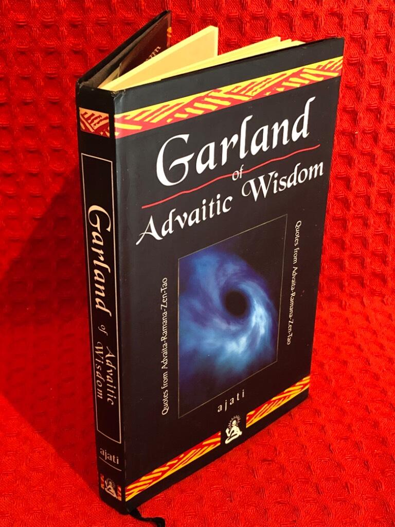 Garland of Advaitic wisdom av Ajati - omslag