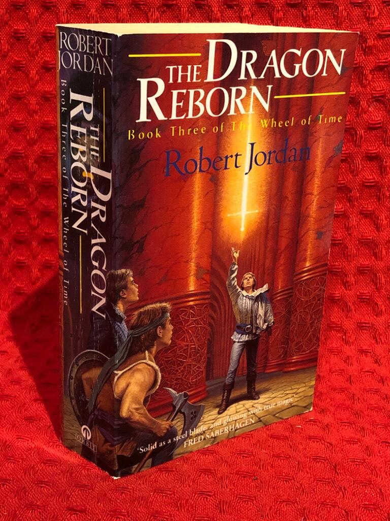 The Dragon reborn av Robert Jordan - omslag