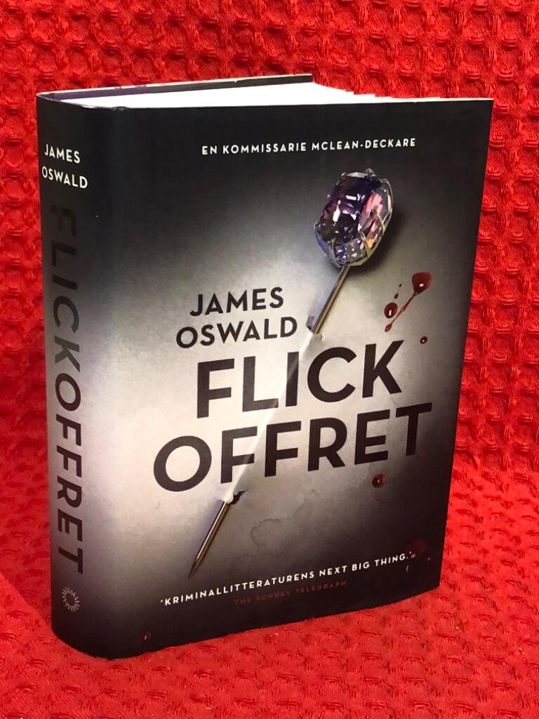Flickoffret av James Oswald - omslag