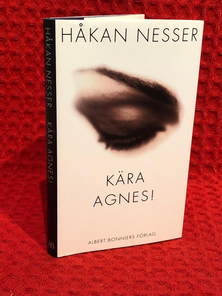 Kära Agnes! av Håkan Nesser - omslag