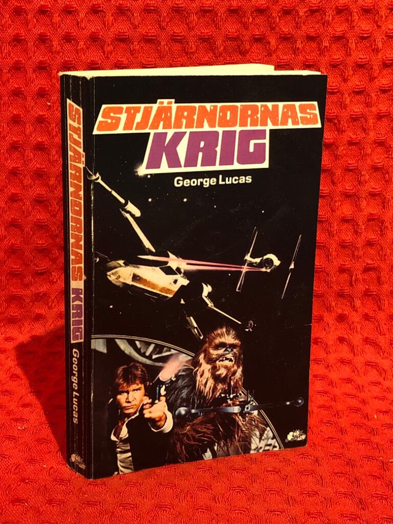 Stjärnornas krig av George Lucas - omslag