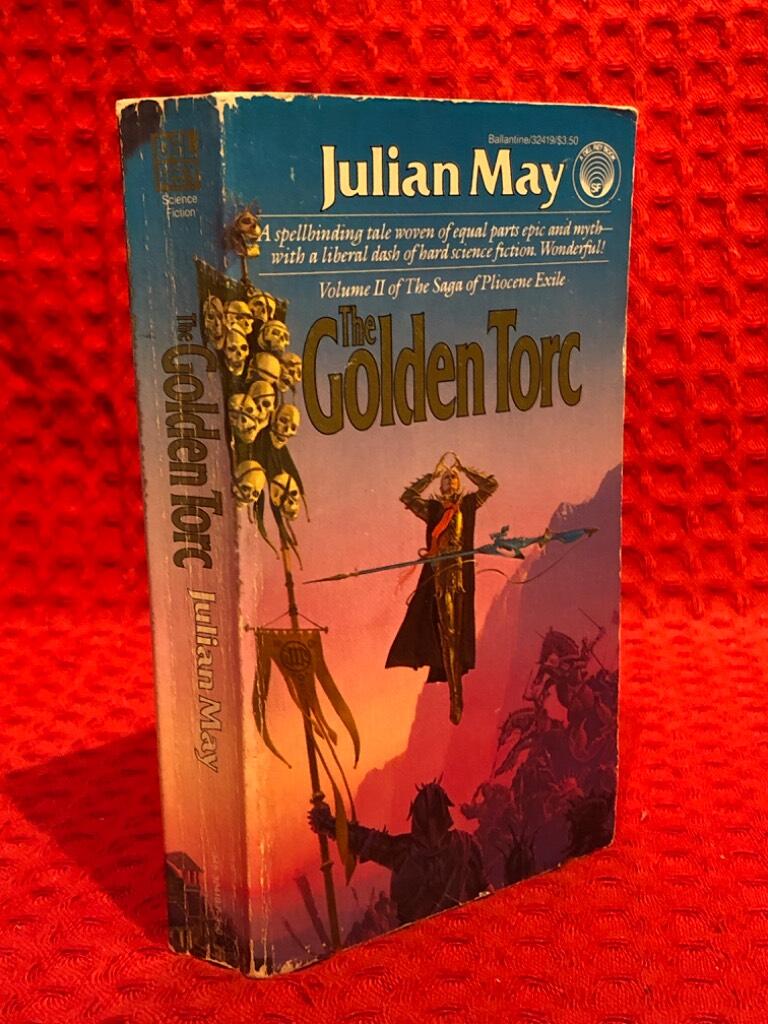 The Golden Torc av Julian May - omslag