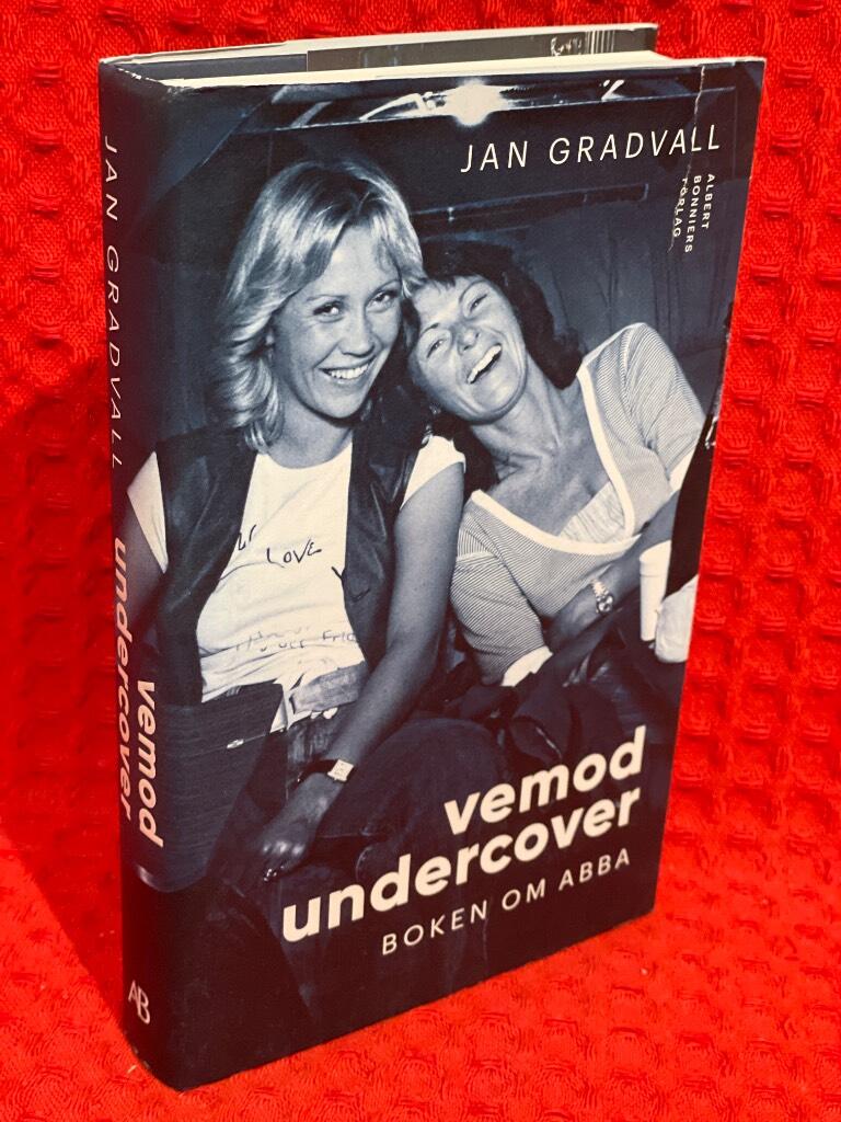 Vemod undercover : boken om ABBA av Jan Gradvall - omslag