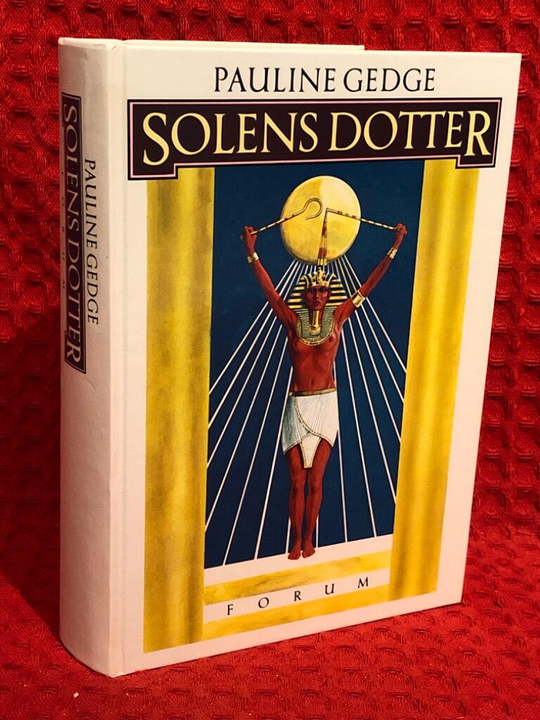 Solens dotter av Pauline Gedge - omslag