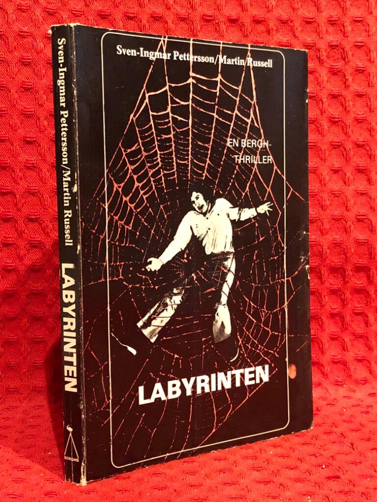 Labyrinten av Sven-Ingmar Pettersson - omslag