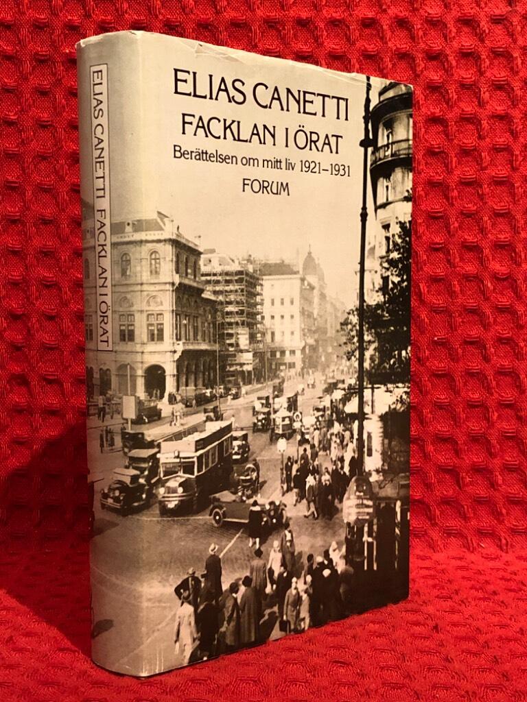Facklan i örat av Elias Canetti - omslag