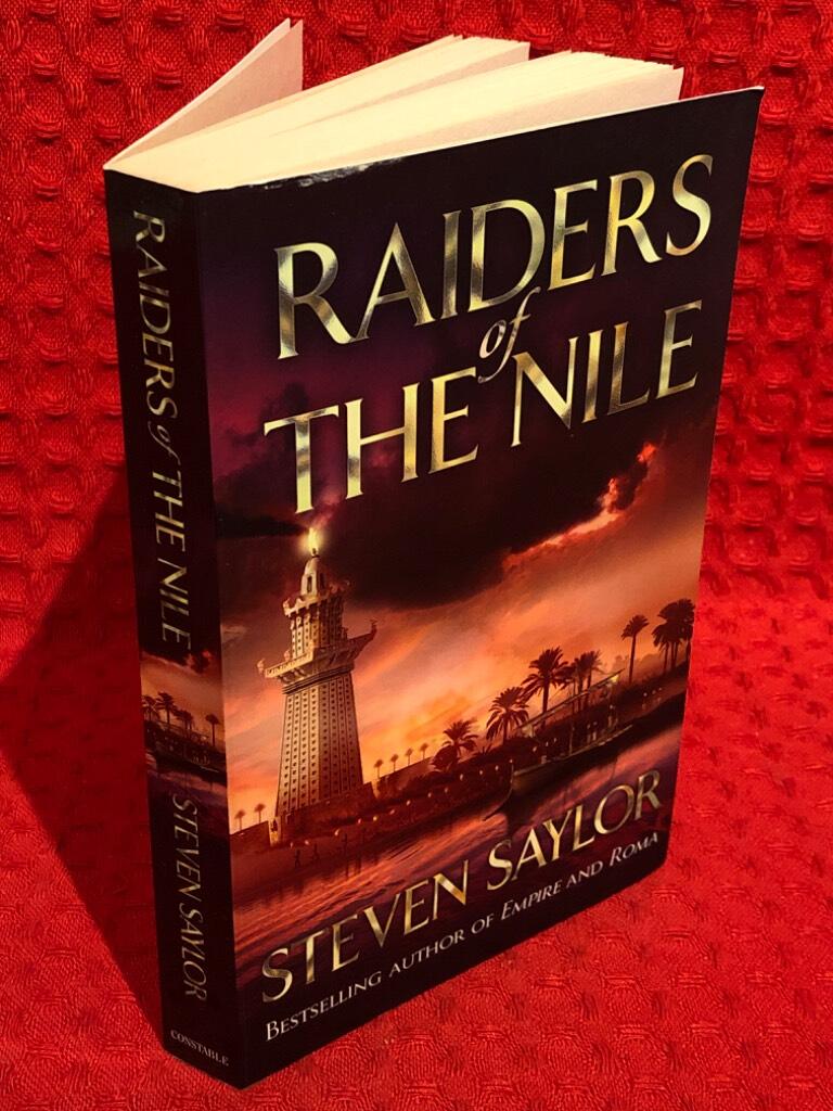 Raiders of the Nile av Steven Saylor - omslag