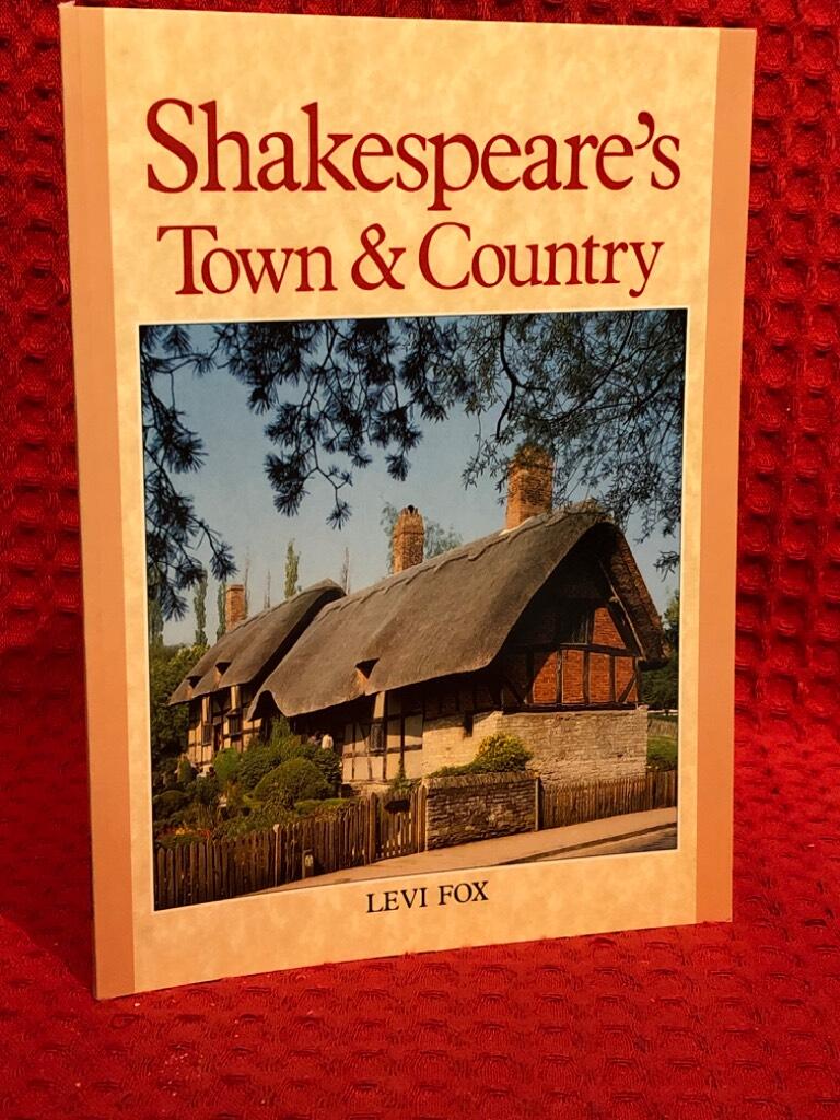 Shakespeare’s Town and Country av Levi Fox - omslag