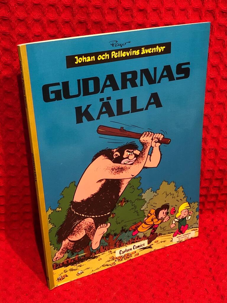 Gudarnas källa av Peyo - omslag