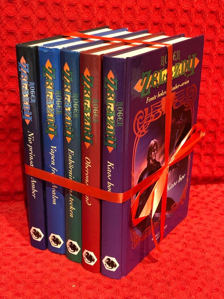 Bokpaket: Amber-serien 1, 2, 3, 4, 5 av Roger Zelazny - omslag