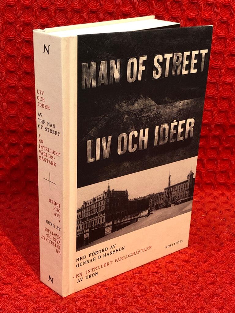 En intellekt världsmästare ; The man of street : liv och idéer av Ulf Karl Olov Nilsson - omslag