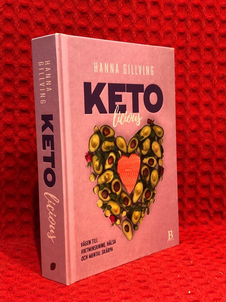 Keto-licious av Hanna Gillving - omslag