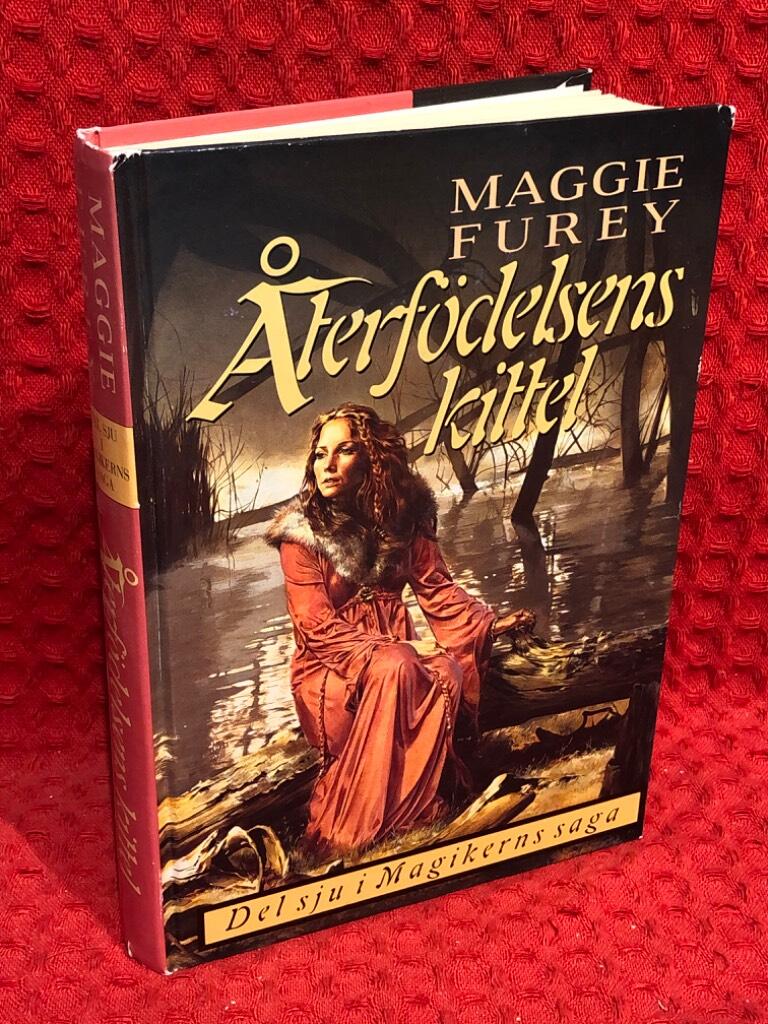 Magikerns saga. d. 7 : Återfödelsens kittel av Maggie Furey - omslag