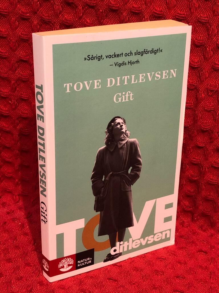 Gift av Tove Ditlevsen - omslag