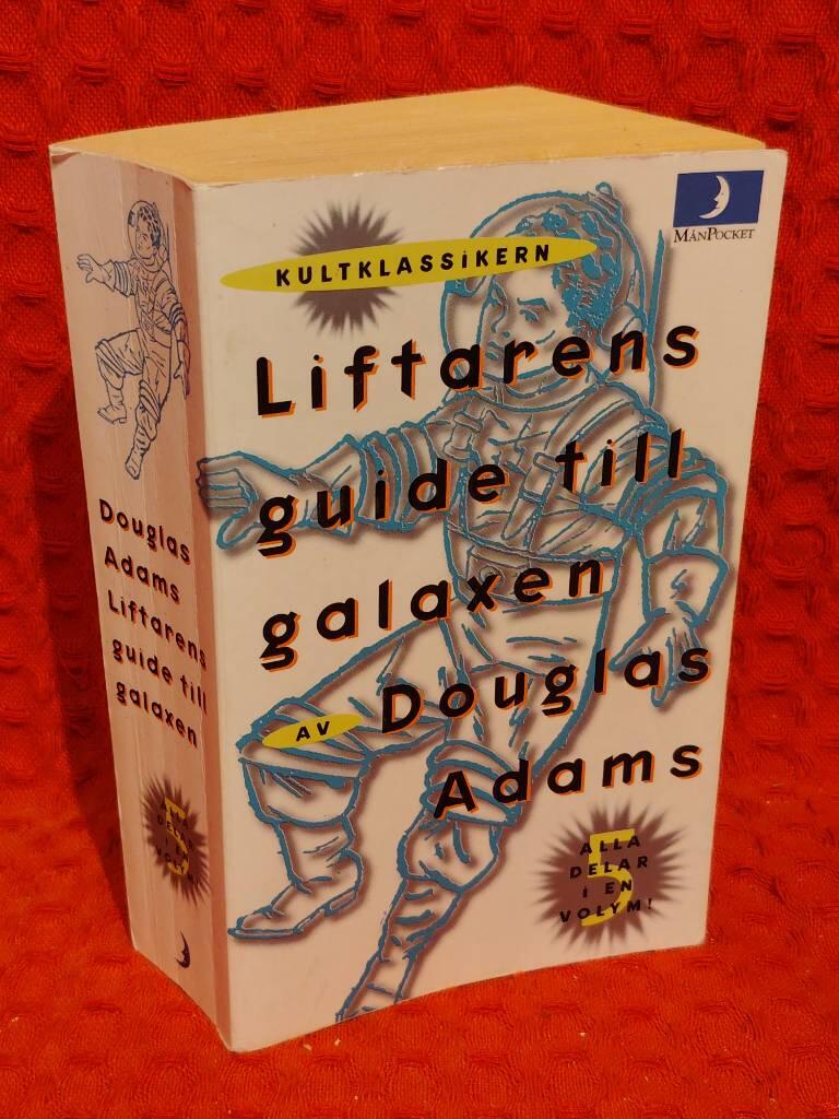 Liftarens guide till galaxen av Douglas Adams - omslag